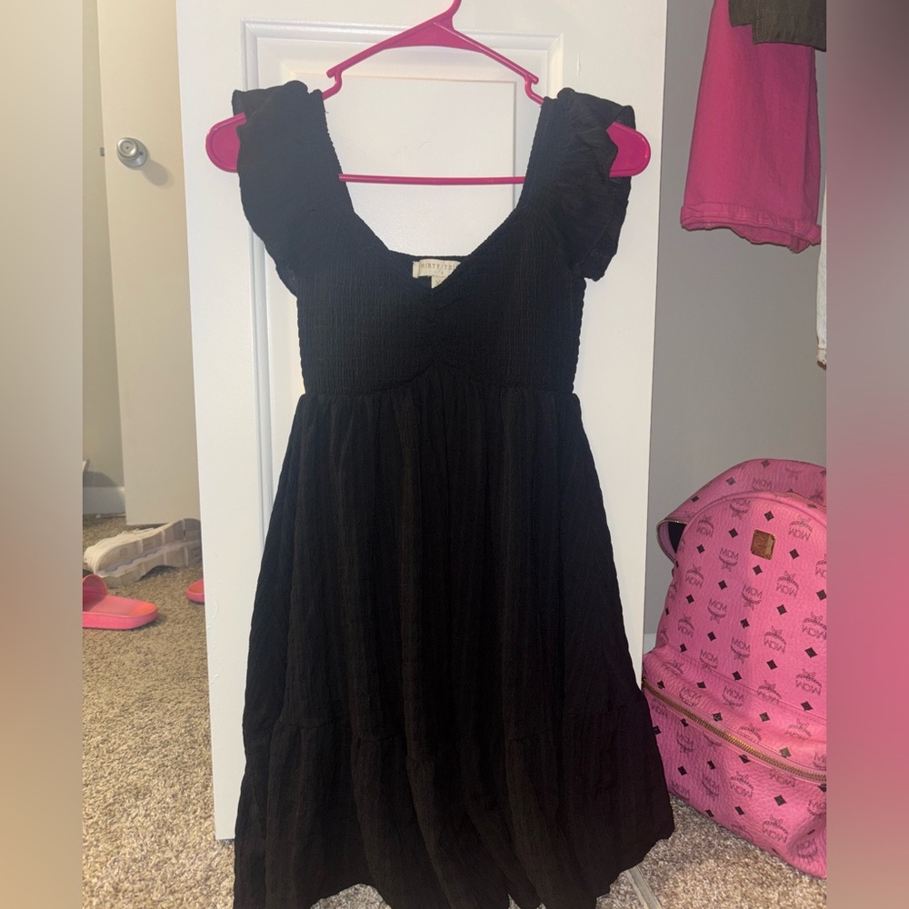 Black cute dress worn once!